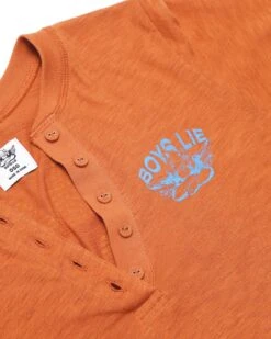 BOYS LIE X Nutmeg Perspective Shift Crop Henley -Boys Lie Couture 4O7A9560r