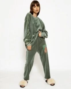 BOYS LIE X Twin Flame Velour Sweatpants 15 BOYS LIE X Twin Flame Velour Sweatpants -Boys Lie Couture 4O7A9641rcopy